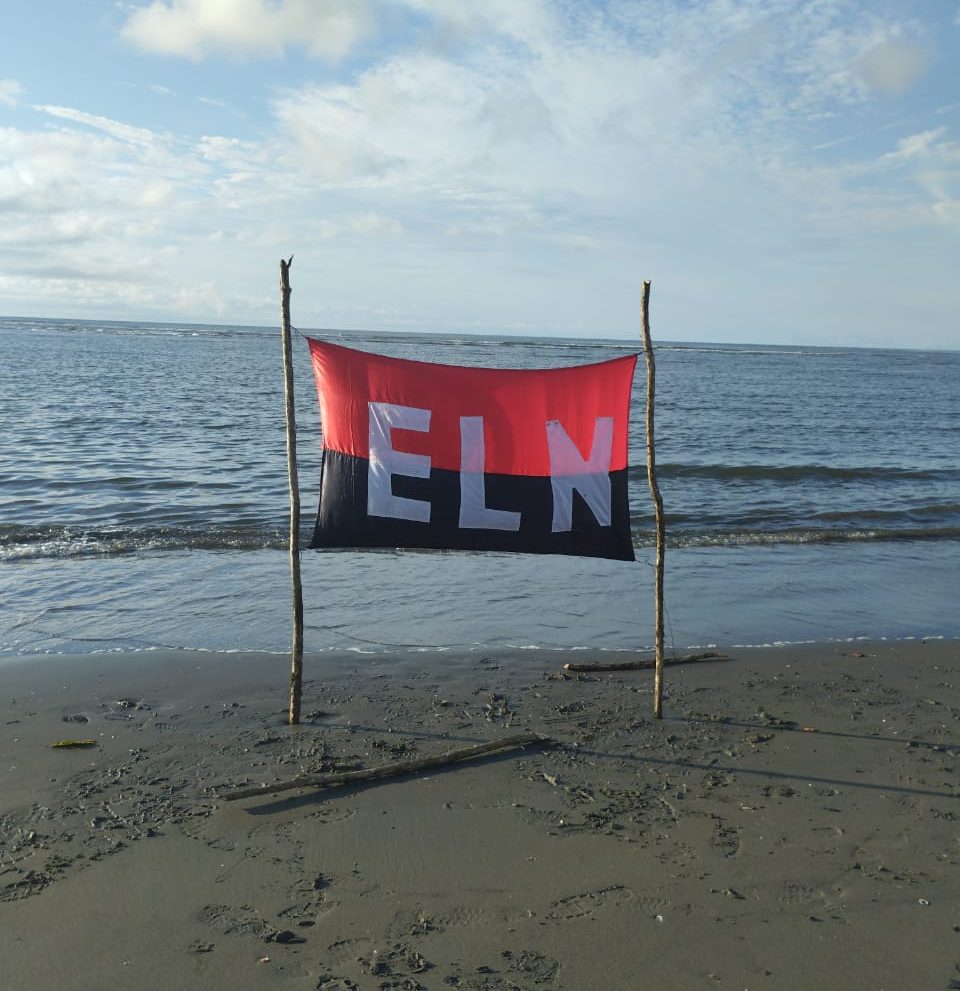Bandera en el Mar